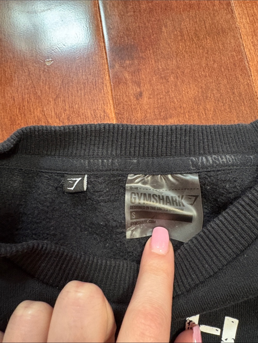 Gymshark Black Cropped Logo Sweatshirt size Small - Picture 3 of 6